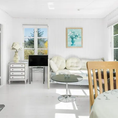 Inan - 800m From The Sea By Interhome Semesterbostad